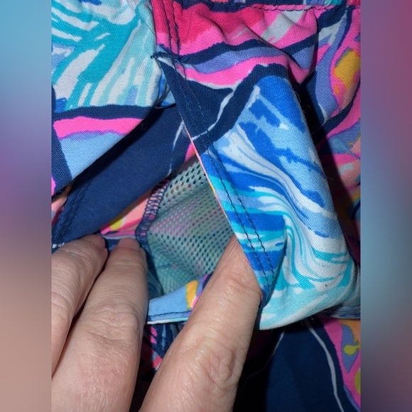 Lilly Pulitzer Women's Size Small Run Around Shorts Floral Pink Blue Beach 29522 - Picture 5 of 9